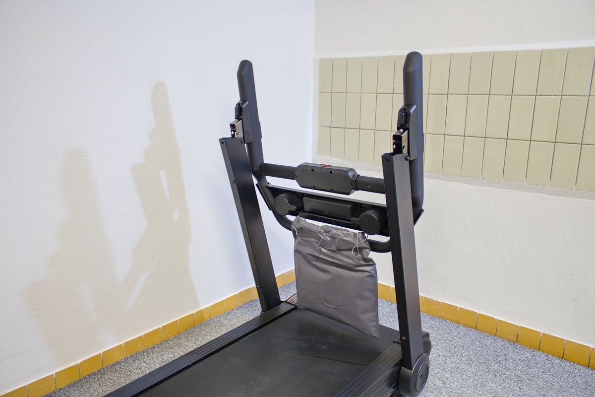 Běžecký pás inSPORTline ZenRun 120, Testado recenze, postup vybalení