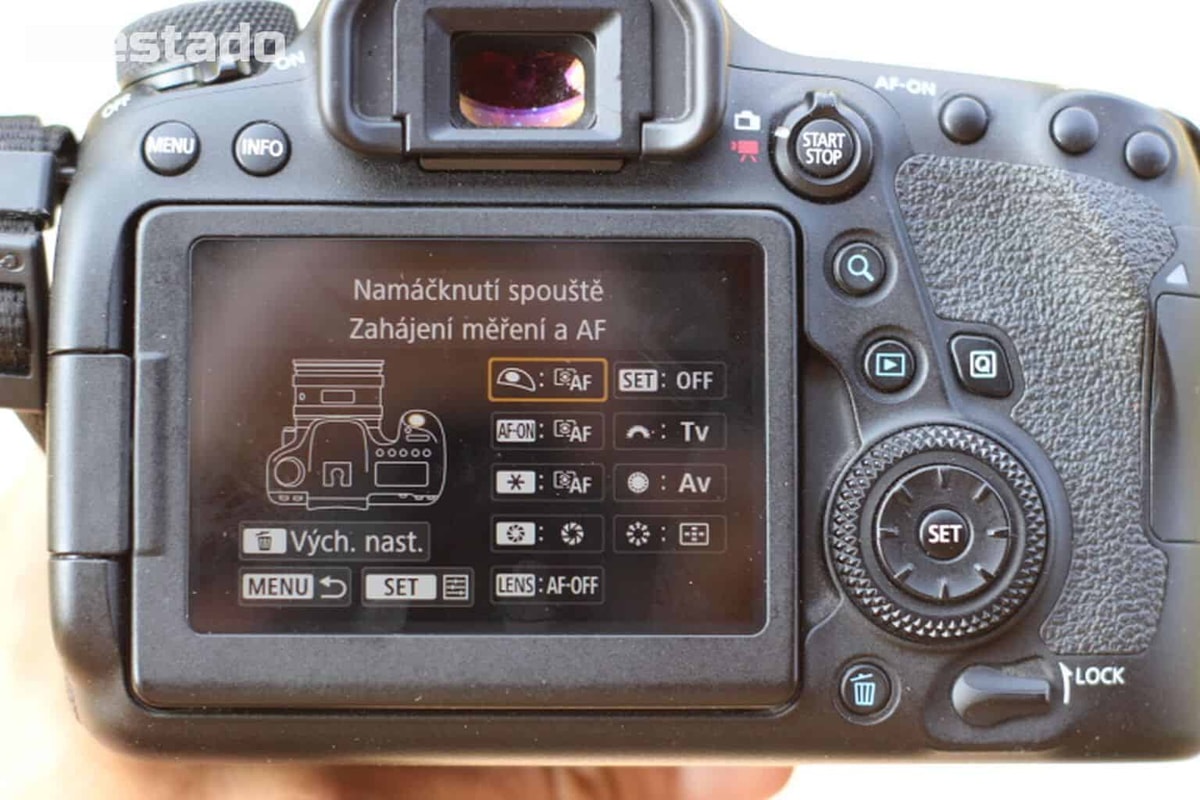Canon EOS 6D Mark II