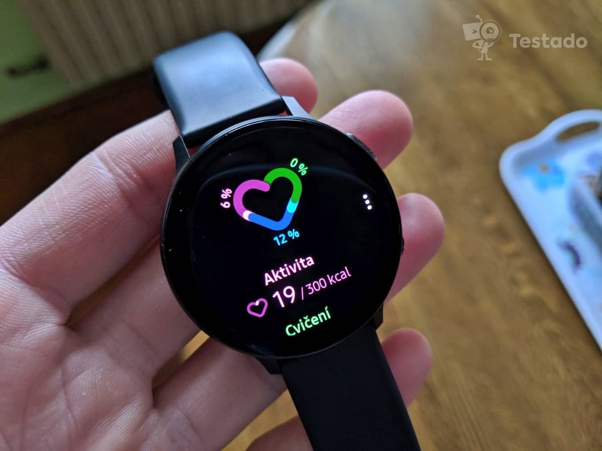 test chytrých hodinek Samsung Galaxy Watch Active 2