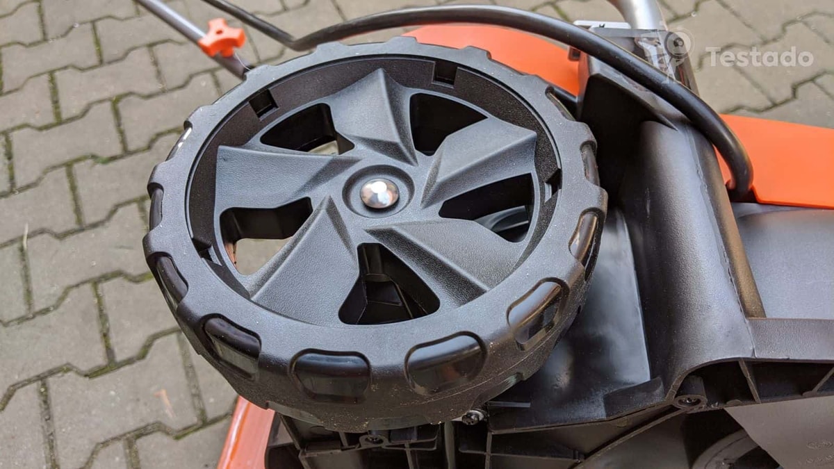 recenze a test Black & Decker BCMW3318