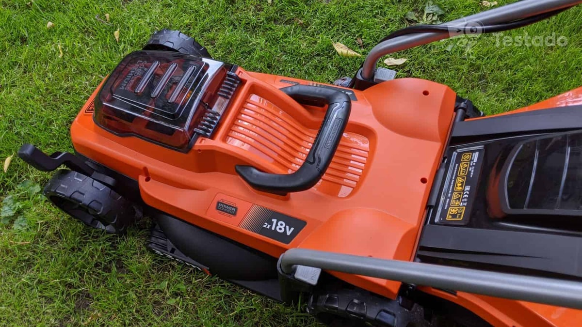 recenze sekačky Black & Decker BCMW3318