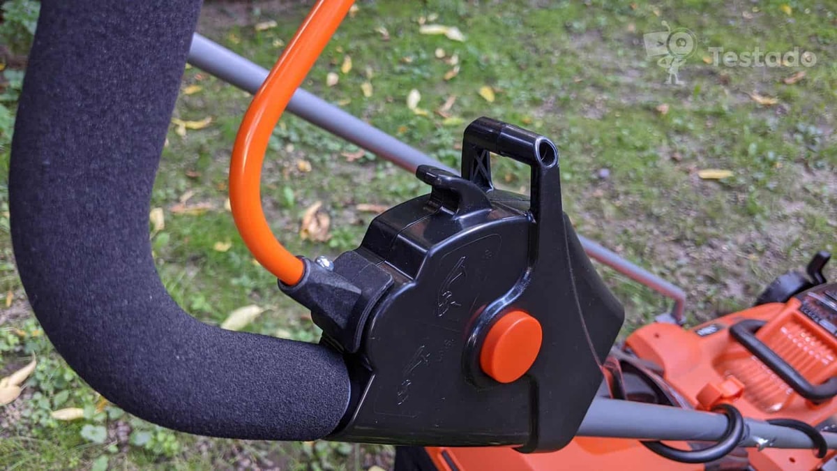 recenze sekačky Black & Decker BCMW3318