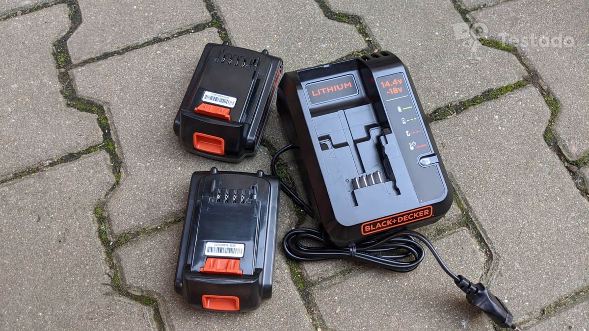 recenze zahradní akumulátorové sekačky Black & Decker BCMW3318 - výdrž