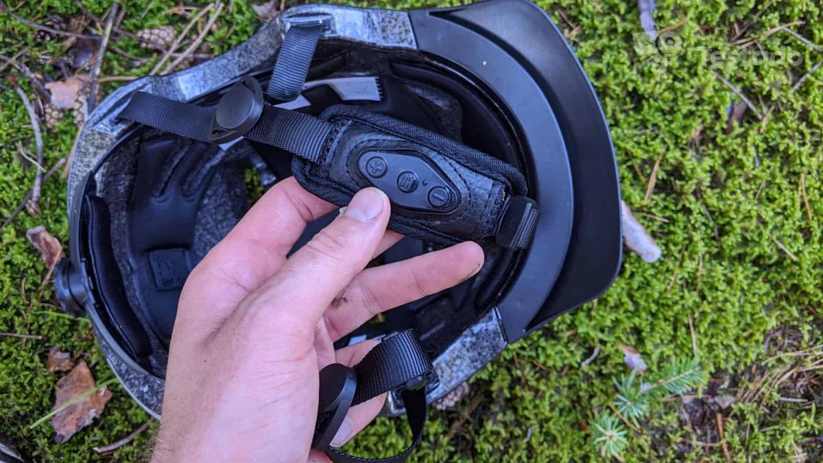 Recenze a test helmy Safe-Tec SK8
