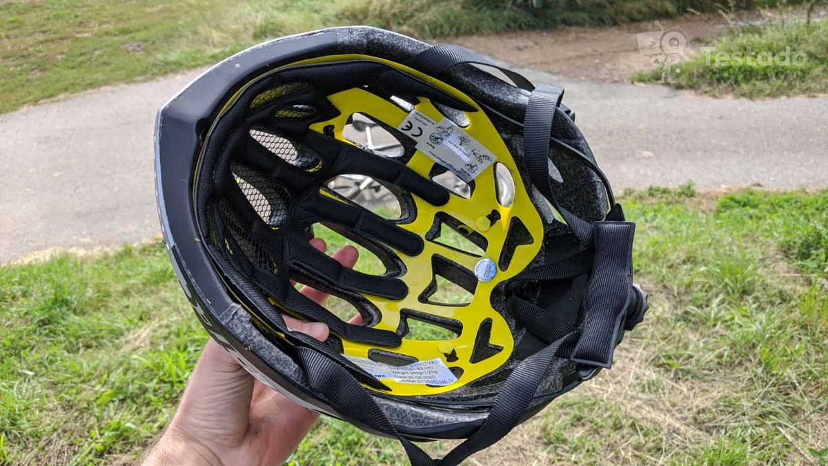 Recenze helmy na kolo Safe-Tec TYR 3