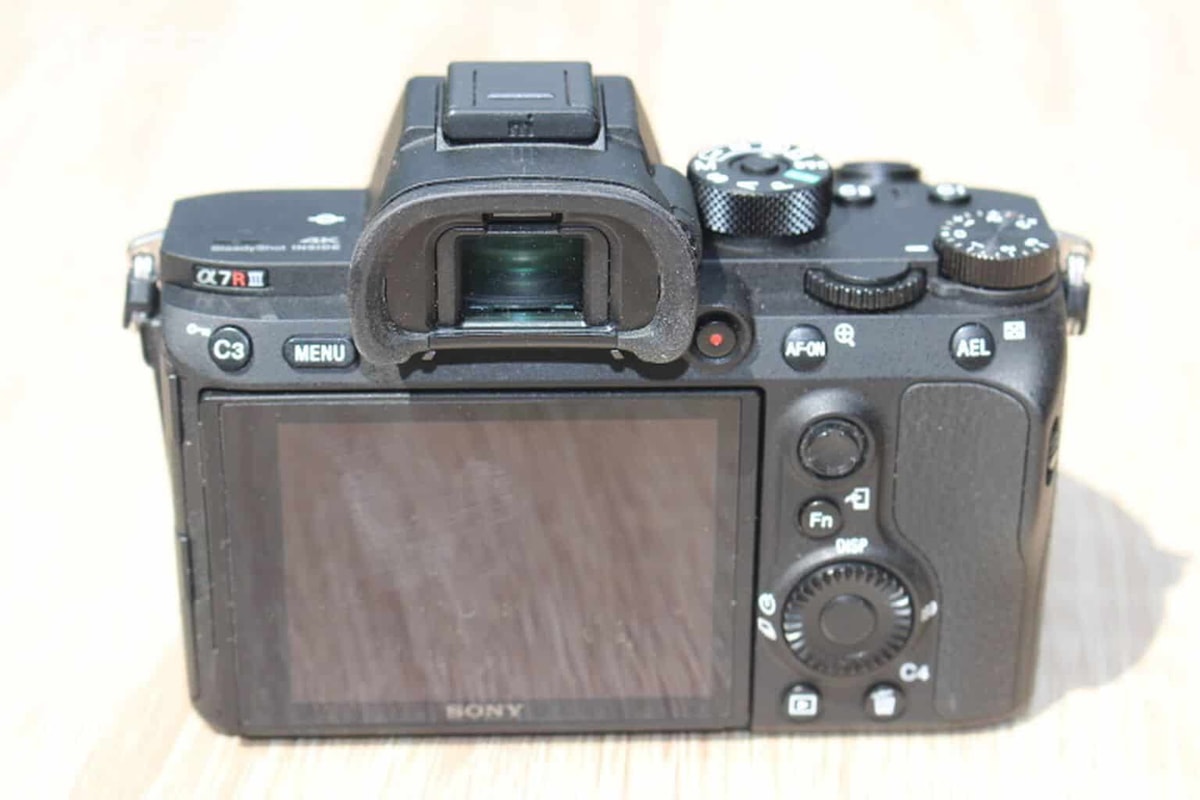 Sony Alpha A7R III
