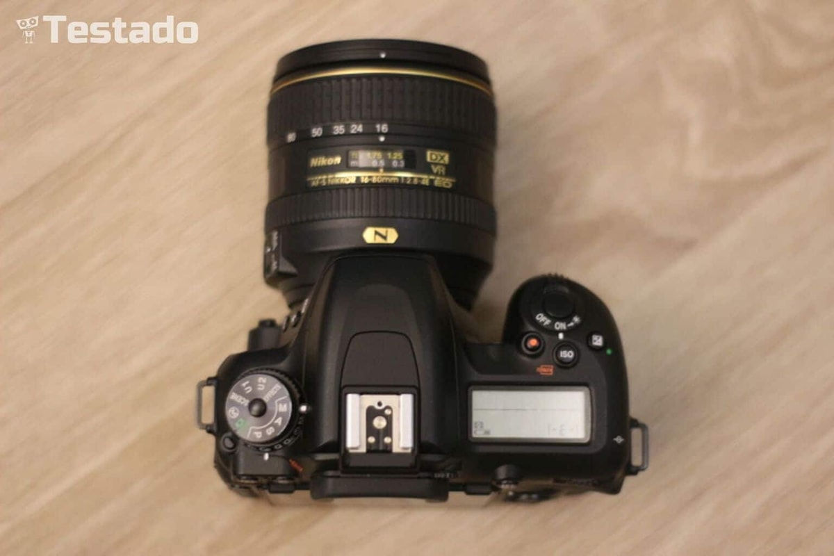 Nikon D7500