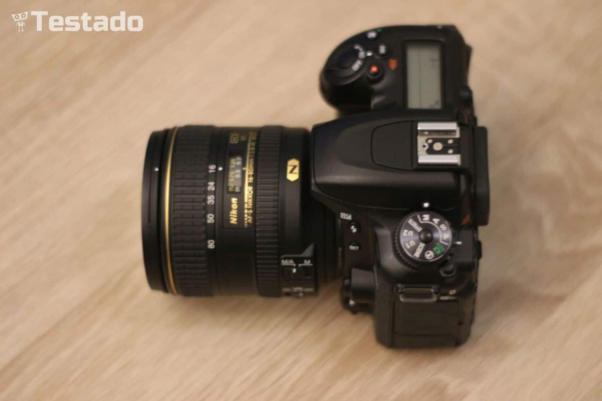 Nikon D7500