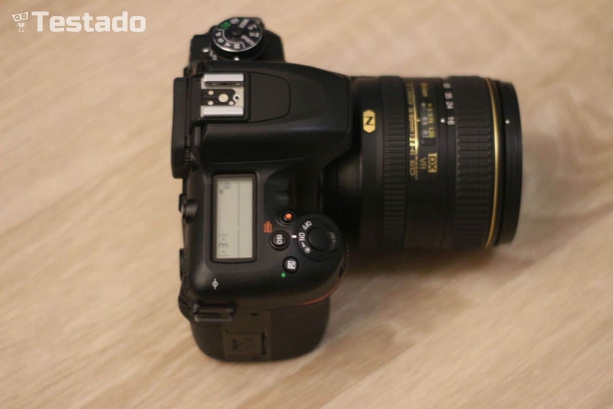 Nikon D7500