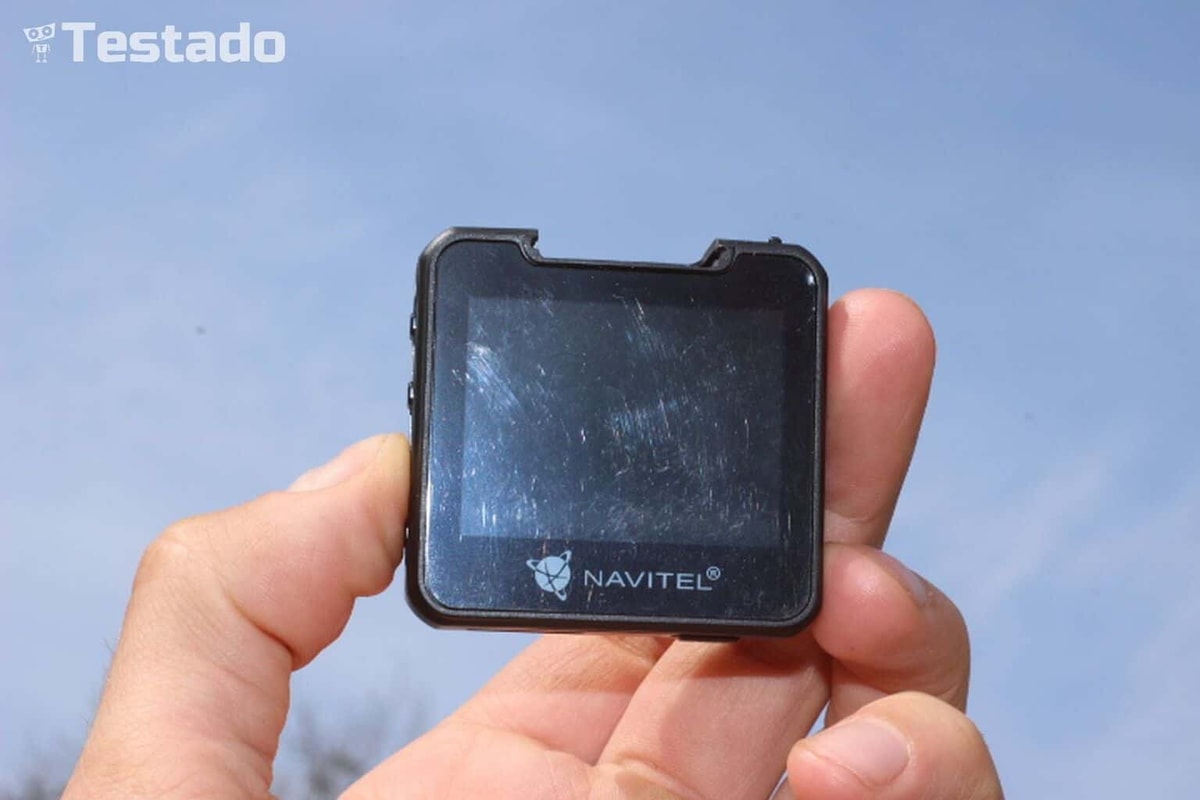 Recenze autokamery Navitel R600 Quad HD