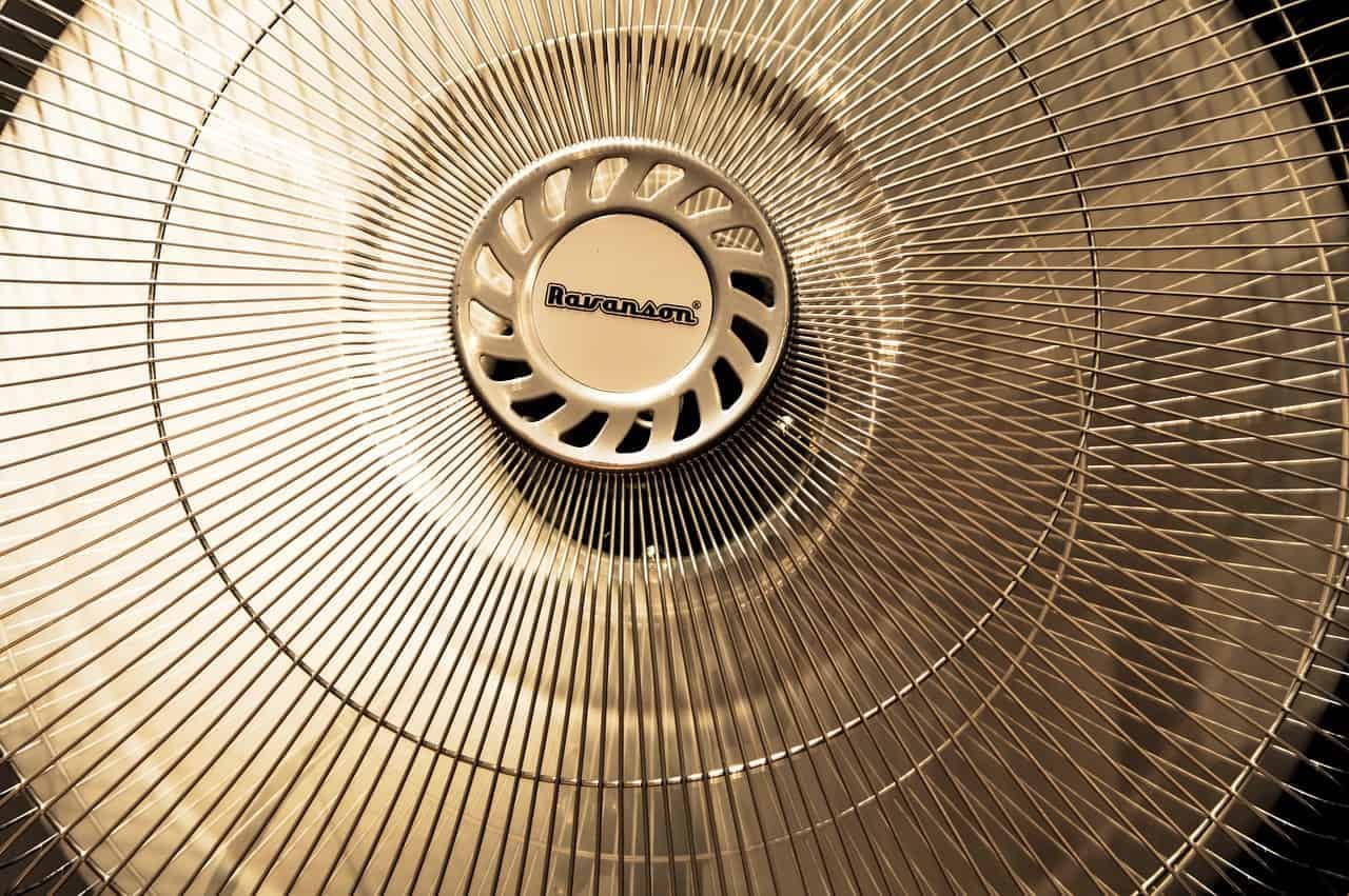 hustá mřížka bezpečný ventilátor