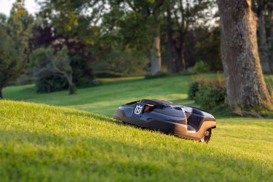 svah a sečení Husqvarna Automower 310
