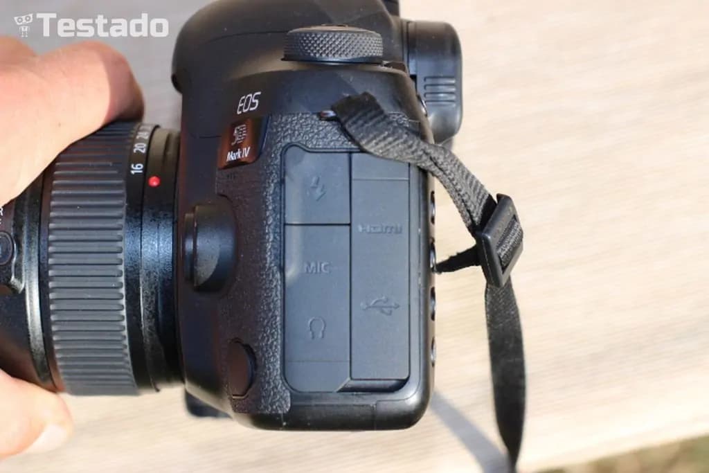 Canon EOS 5D Mark IV