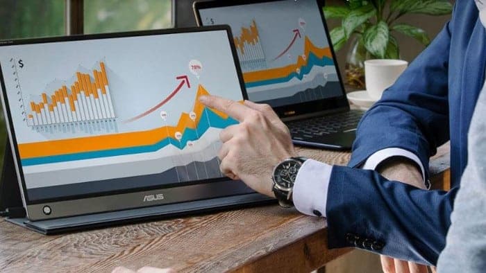 malý přenosný monitor recenze