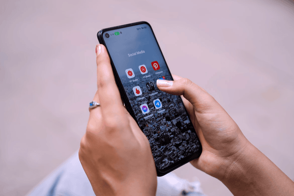 Mobilní telefony do 3 000 Kč