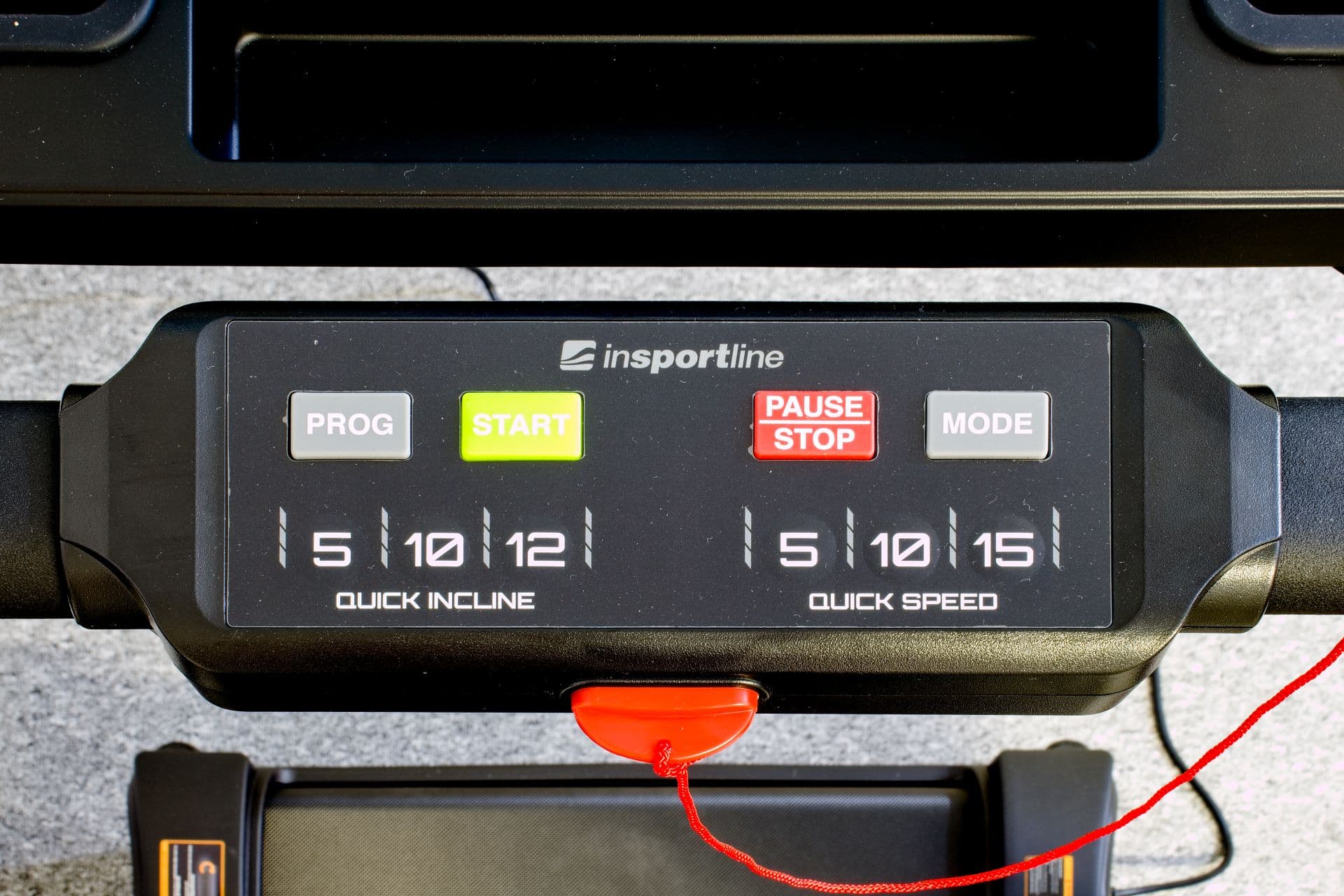 ovládací panel na běžeckém trenažéru inSPORTline ZenRun 120, Testado recenze