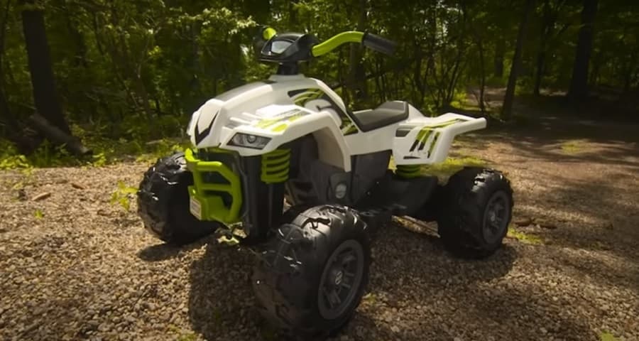 Příslušenství a personalizace - elektrická čtyřkolka pro děti
