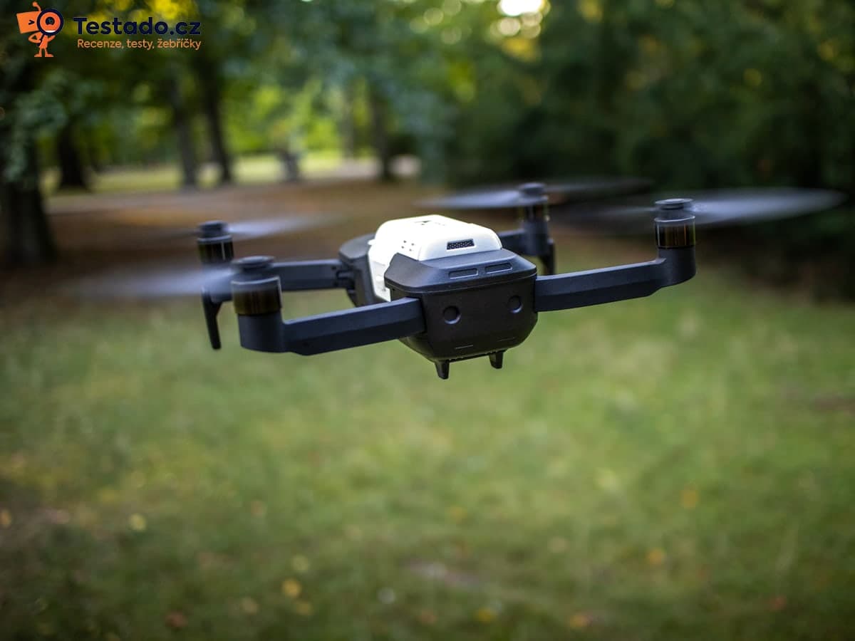 Recenze-AERIUM-Hubsan-Blackhawk-2-GPS-4K-Combo-dron.jpg