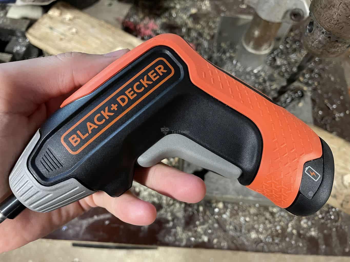test a hodnocení šroubováku Black & Decker BCF611CK