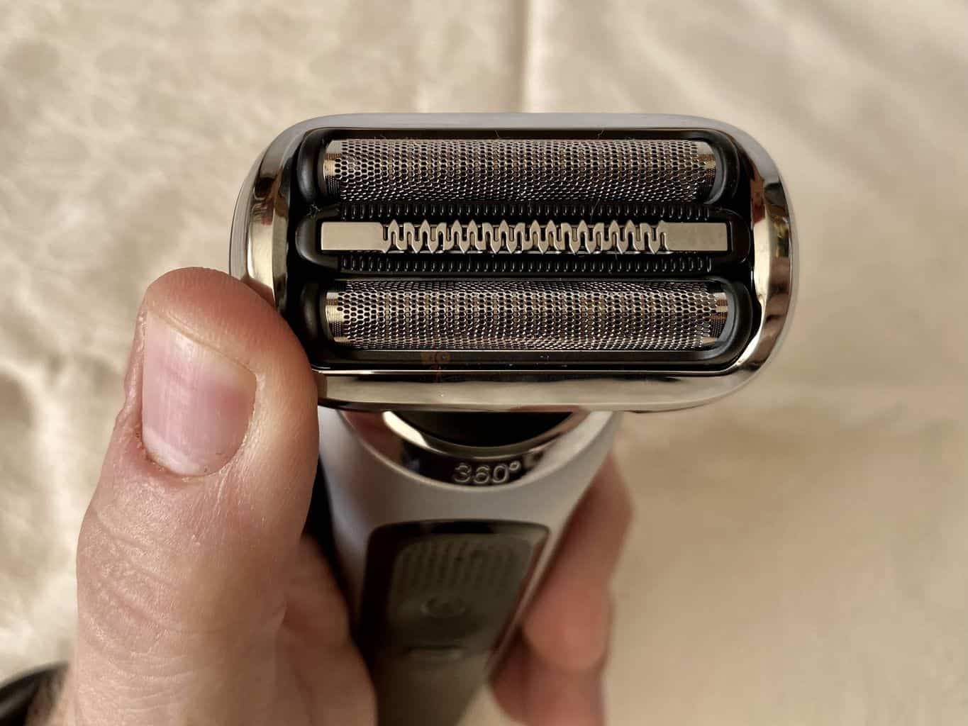 recenze holícího strojku Braun Series 7
