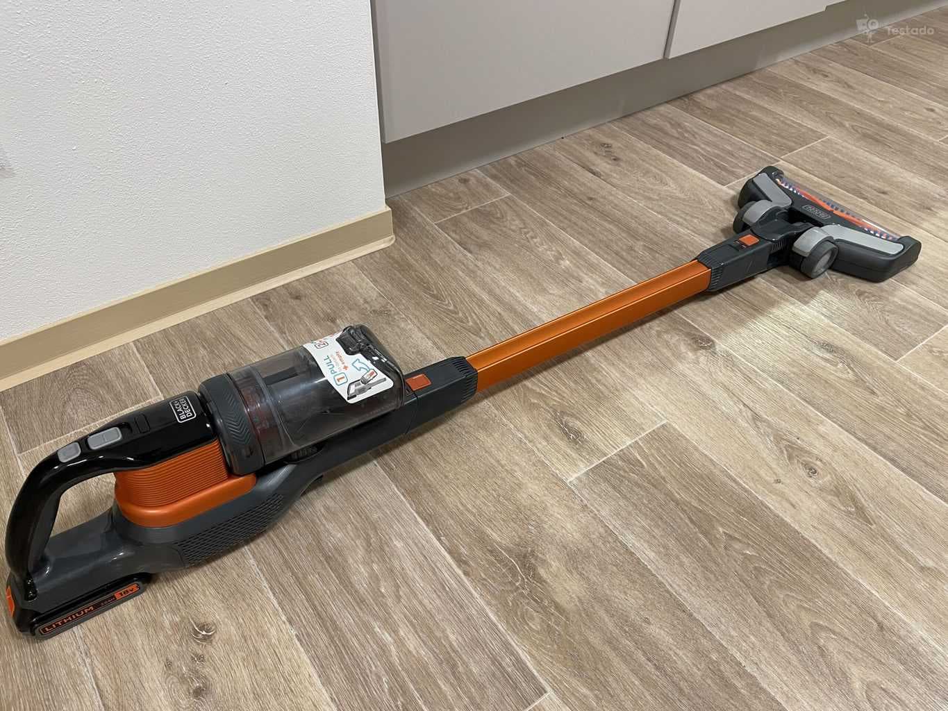 test vysavače Black & Decker BHFEV182