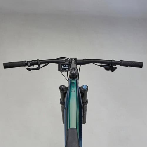 Rockrider E-EXPL 700 - výbava