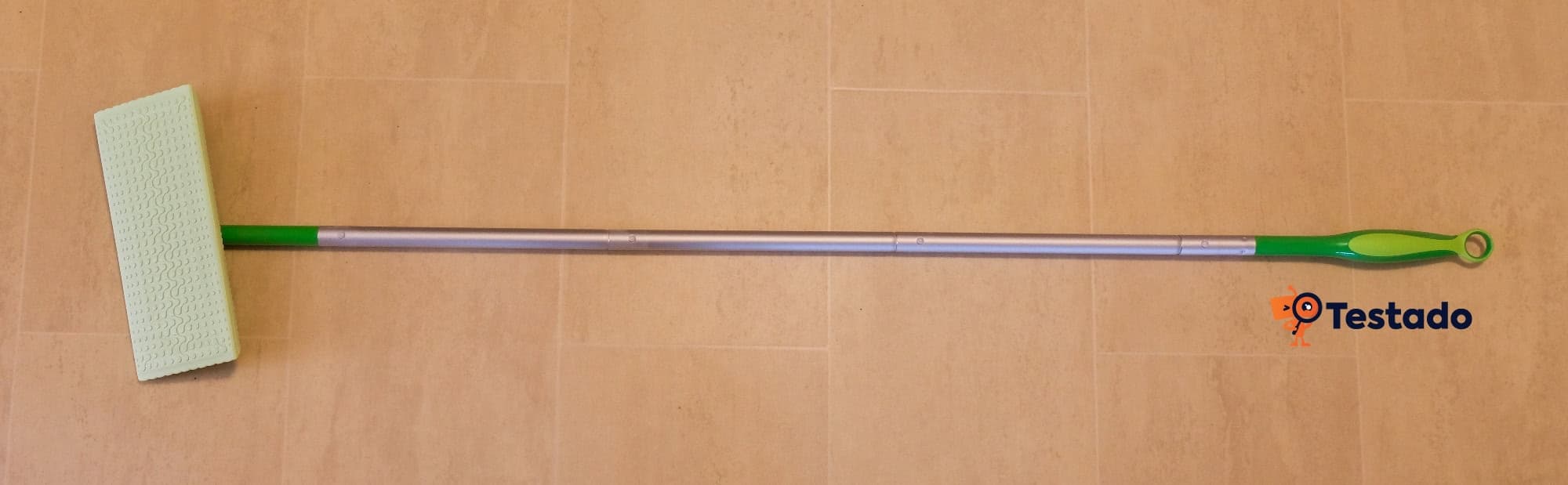 Swiffer mop jak funguje - celé tělo mopu