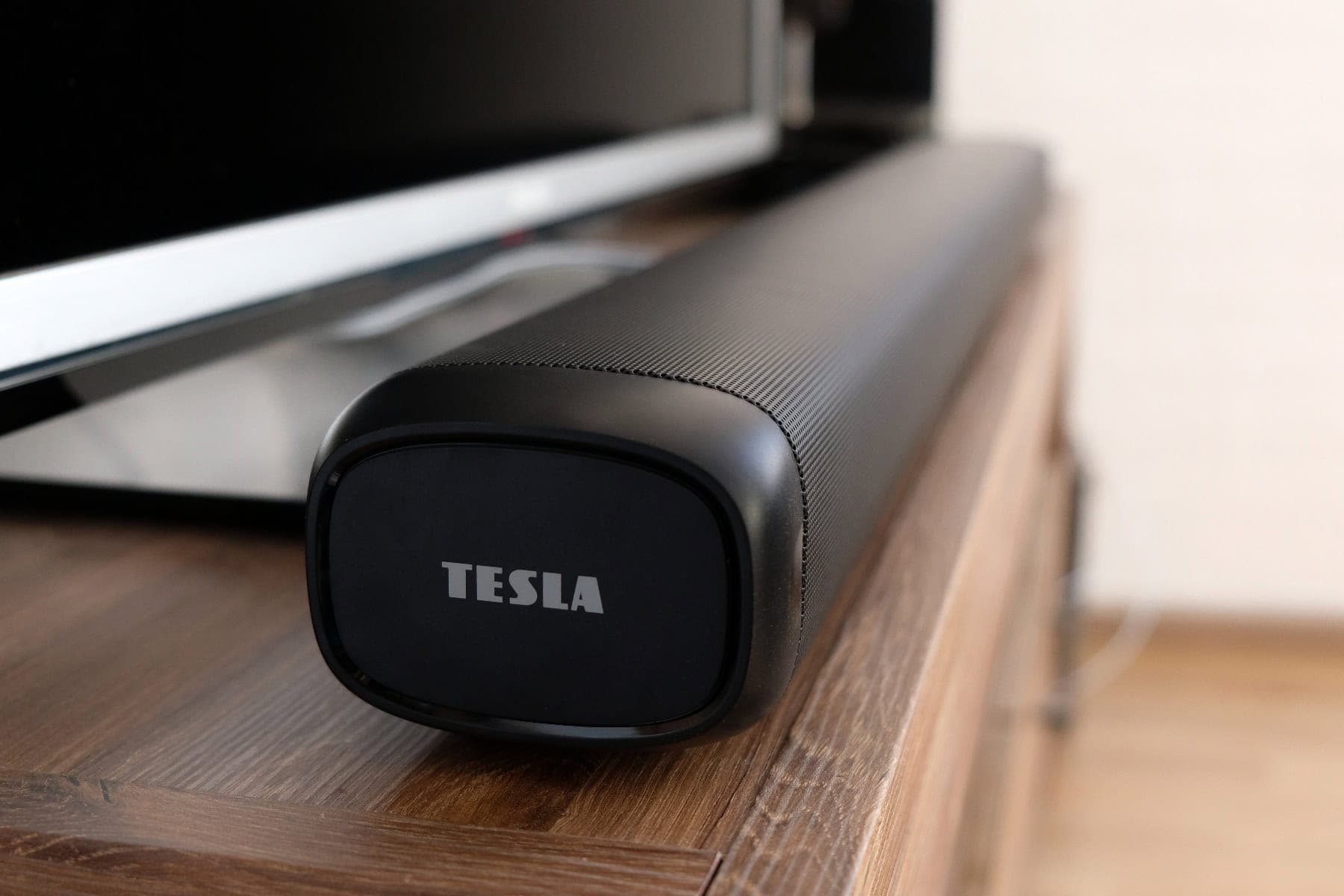 Tesla PrimeSound HQ‒990 recenze