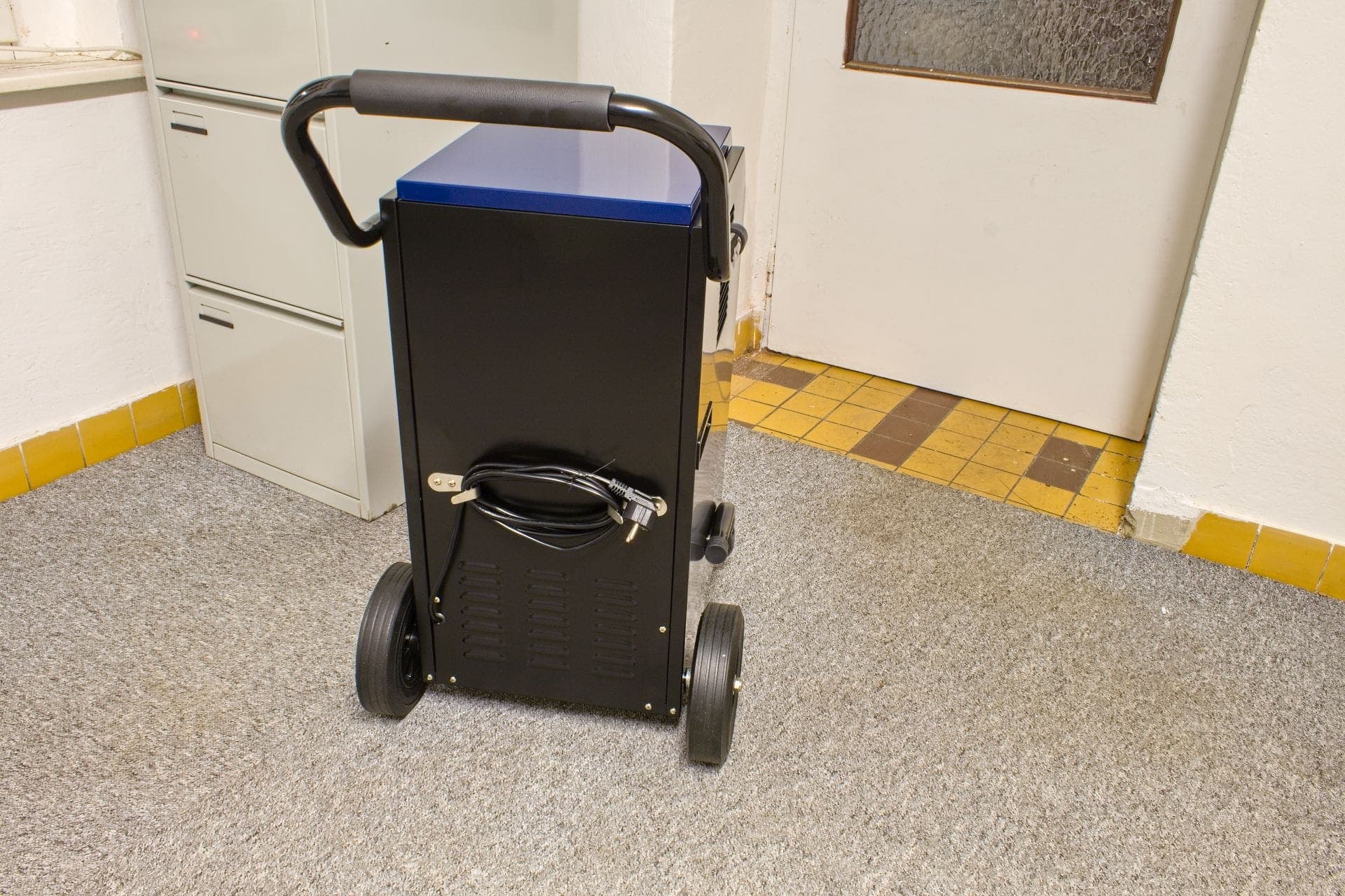 konstrukce odvlhčovače AERIUM DH70E Professional, recenze Testado